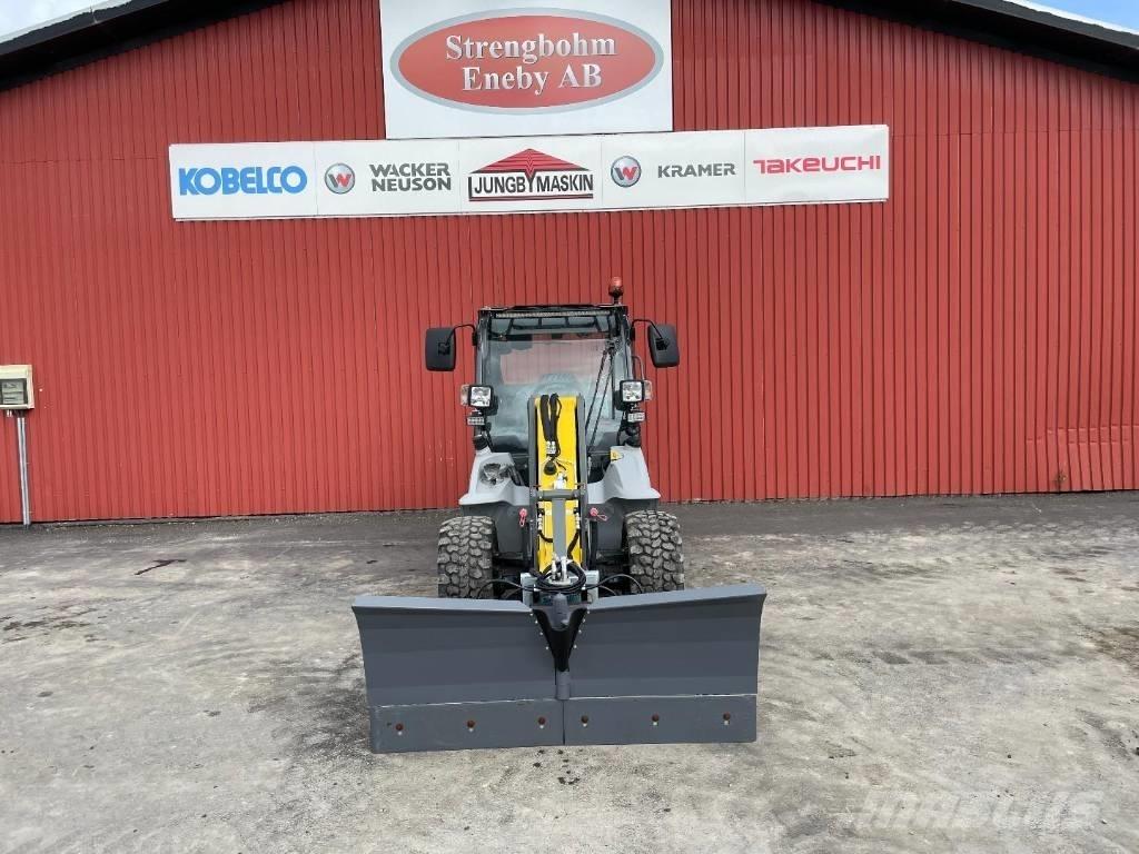 Kramer 5040 لوادر صغيرة