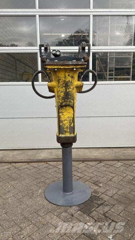 Epiroc SB452 مطارق / كسارات