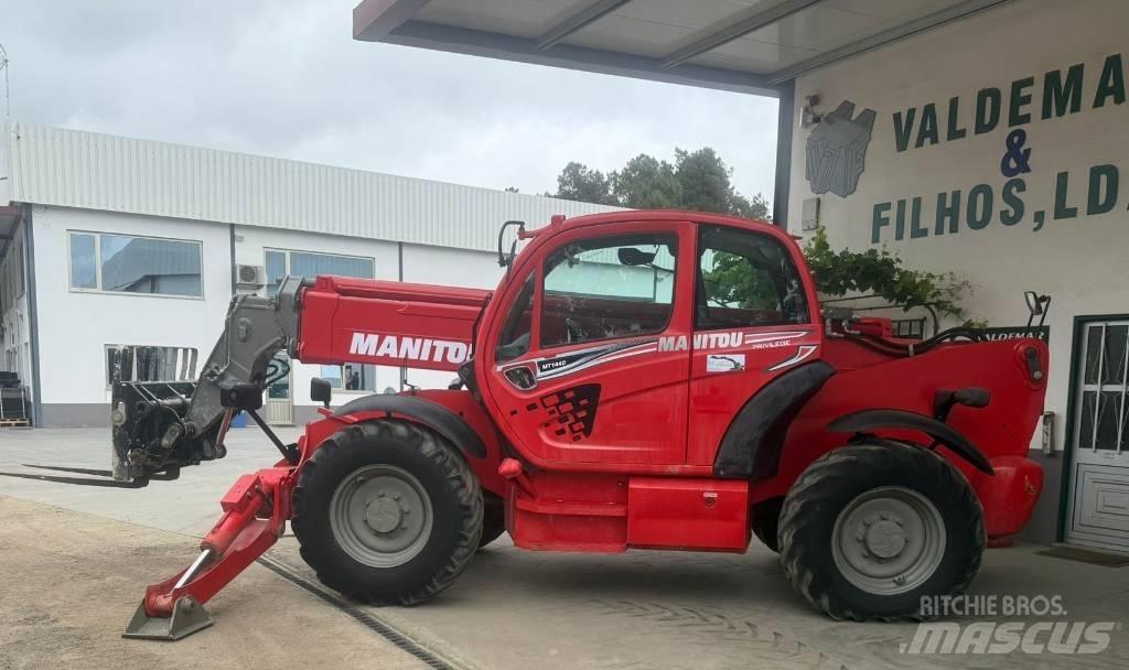 Manitou MT 1440 مناولات متداخلة