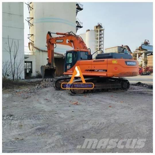 Doosan DX 380 LC حفارات زحافة