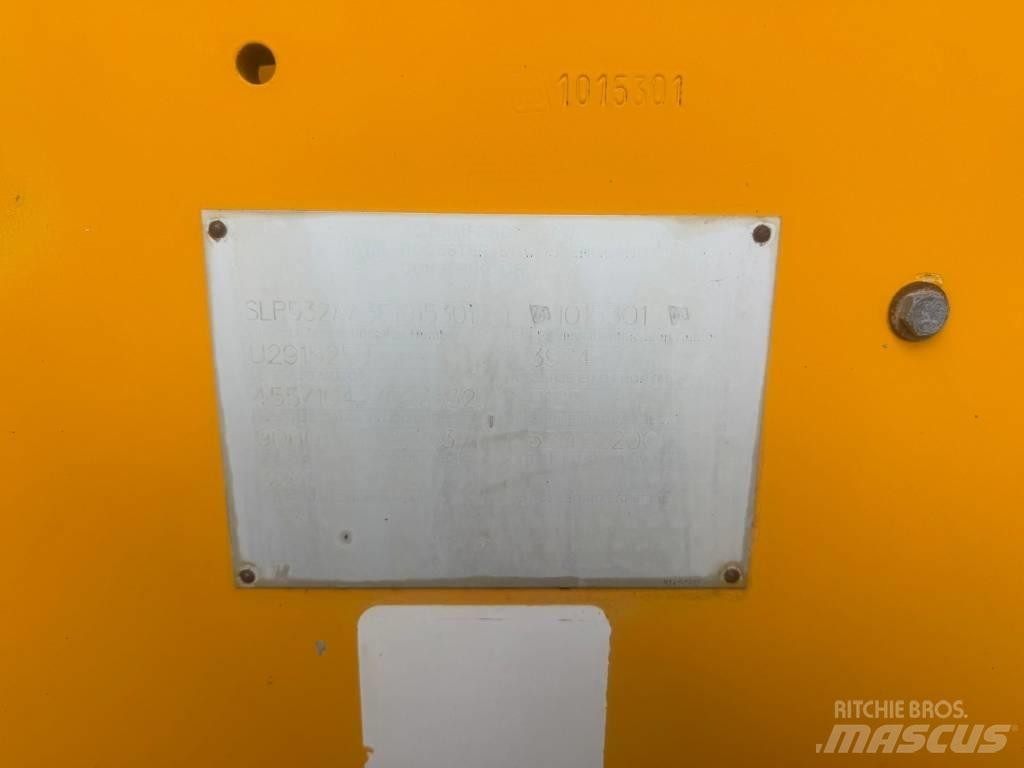 JCB 532-120 مناولات متداخلة