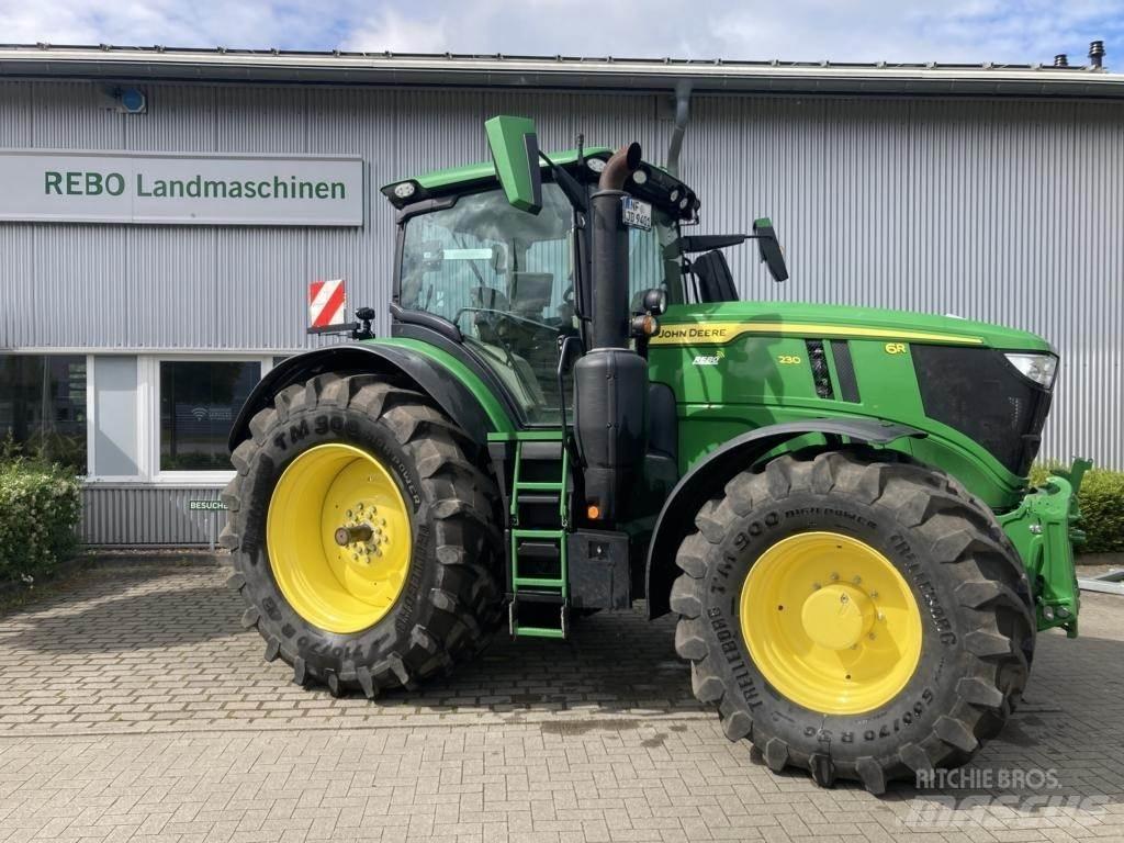 John Deere 6R230 الجرارات