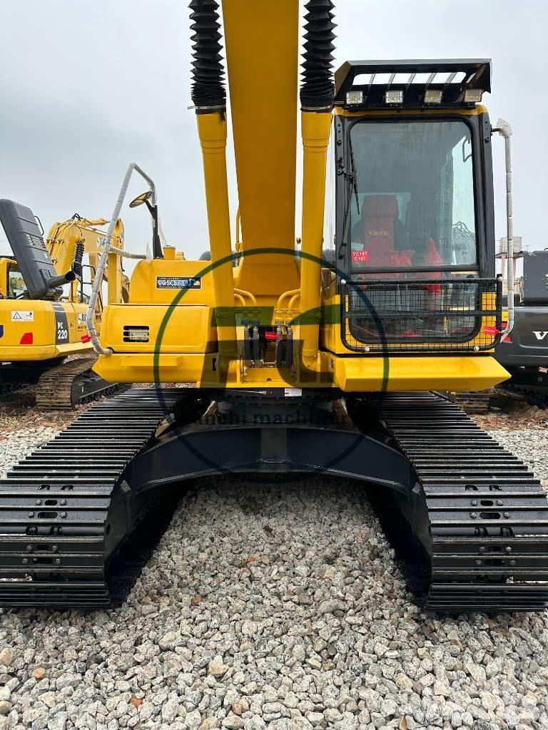 Komatsu PC 200-8 حفارات زحافة