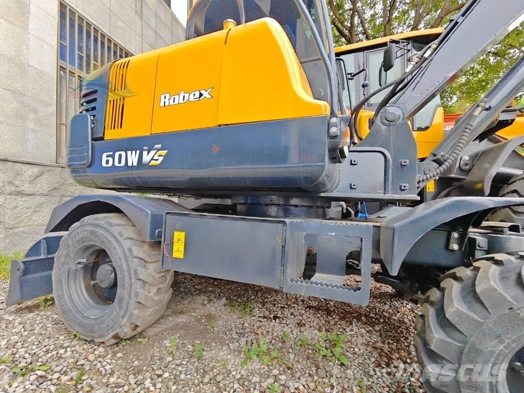 Hyundai Robex 60 W حفارات بعجل
