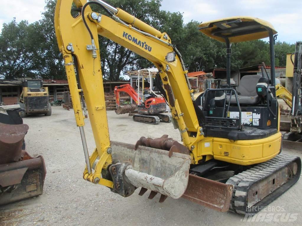Komatsu PC 26 MR-3 حفارات صغيرة أقل من 7 طن (حفارات صغيرة)