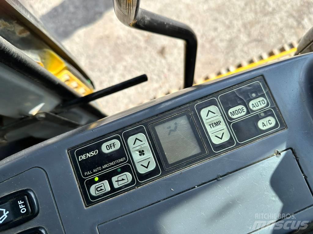 Komatsu PC290 NLC-7K حفارات زحافة