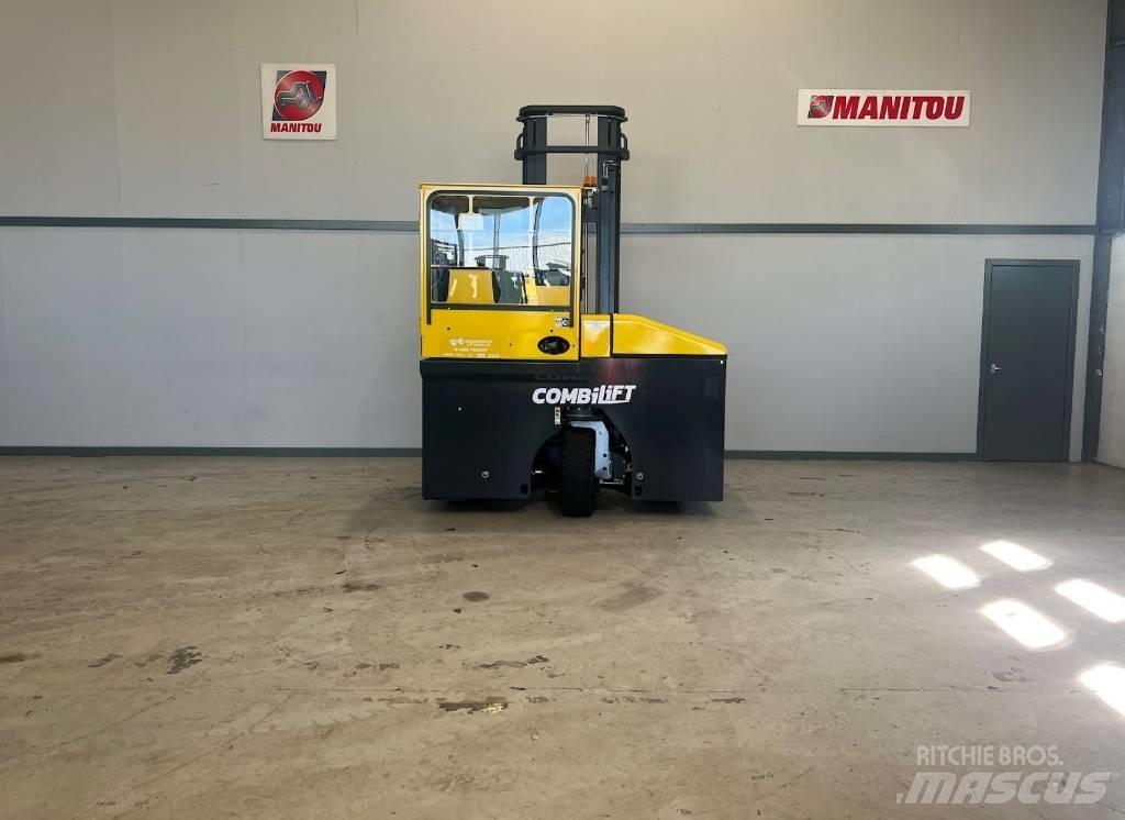 Combilift C3000ET شاحنات ذات رافعات شوكية تعمل بالكهرباء