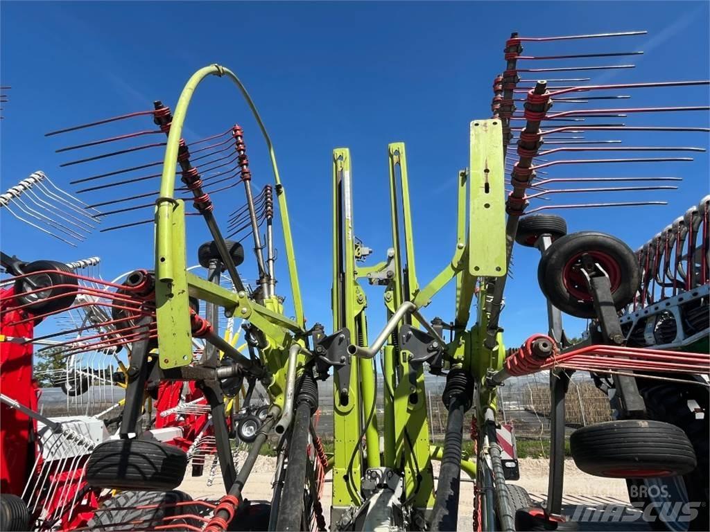 CLAAS LINER 2900 معدات حصد