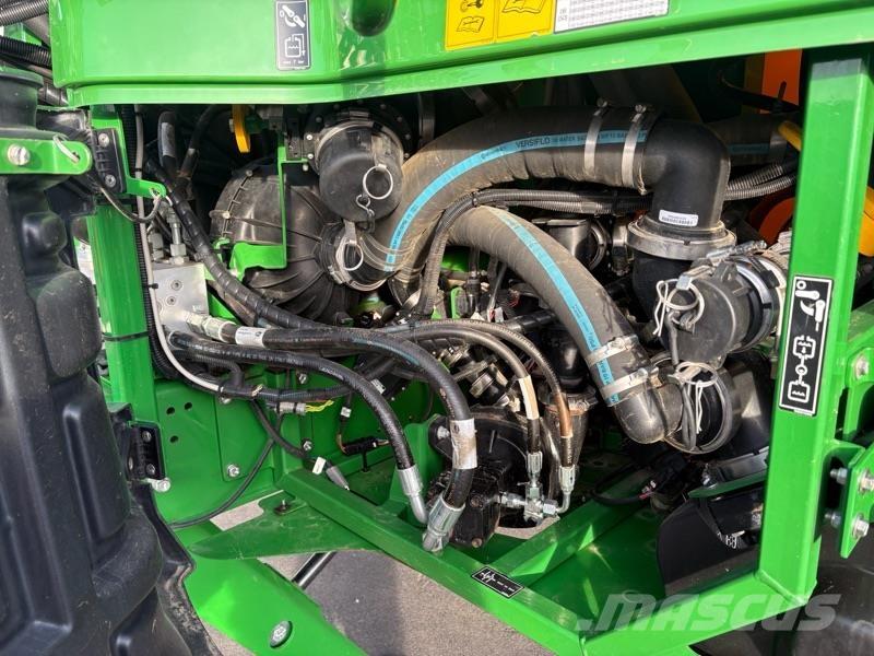 John Deere R952i الرشاشات