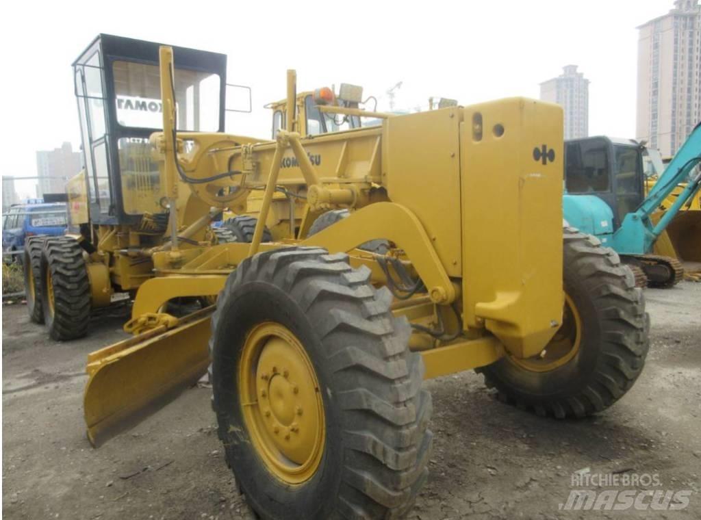 Komatsu GD 623 معدات تمهيد الطرق