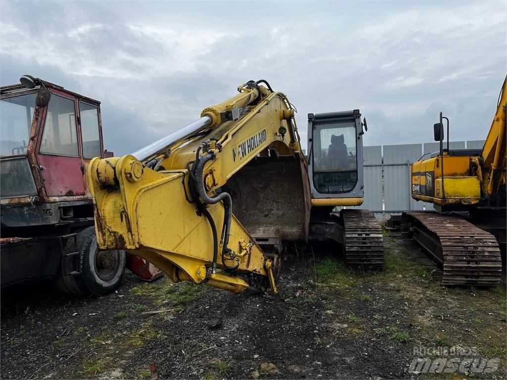 New Holland E 215 أخرى