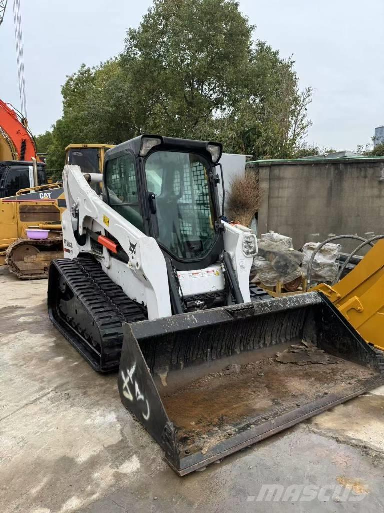 Bobcat T770 لوادر انزلاقية التوجيه