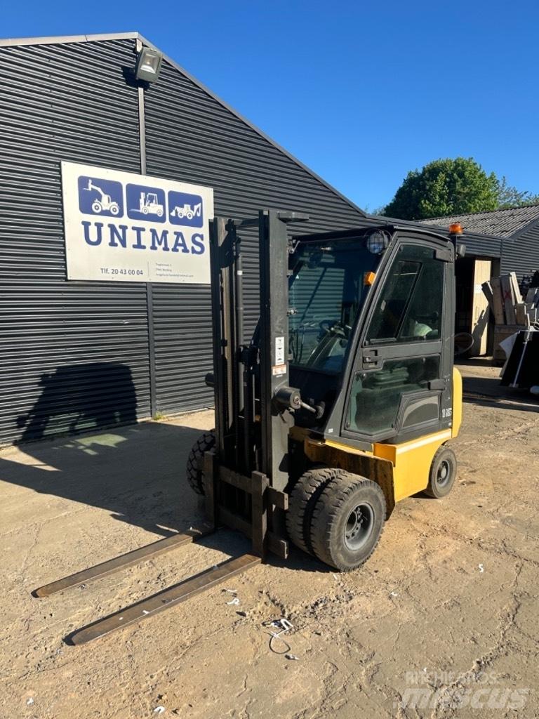 UniCarriers FG15 شاحنات LPG