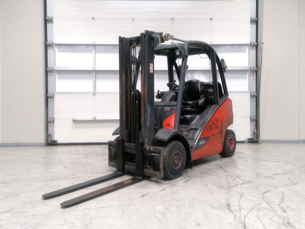 Linde H25T-02 شاحنات LPG