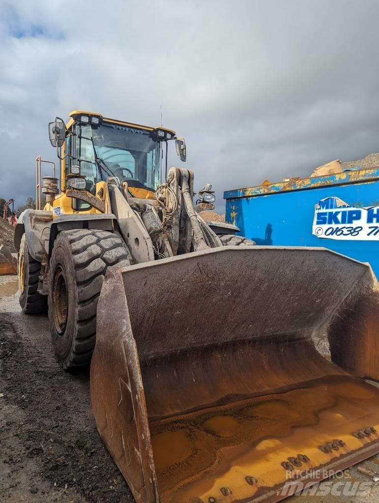 Volvo L 120 H لوادر بعجل