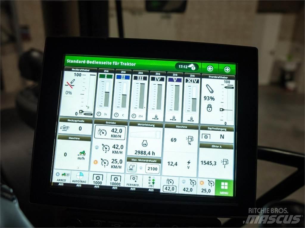 John Deere 6230R الجرارات