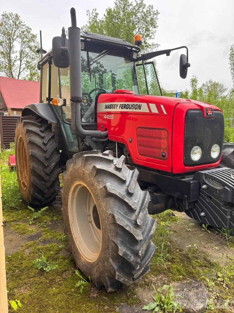Massey Ferguson 4455 الجرارات