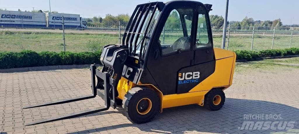 JCB TLT 30-19E 2WD شاحنات ذات رافعات شوكية تعمل بالكهرباء