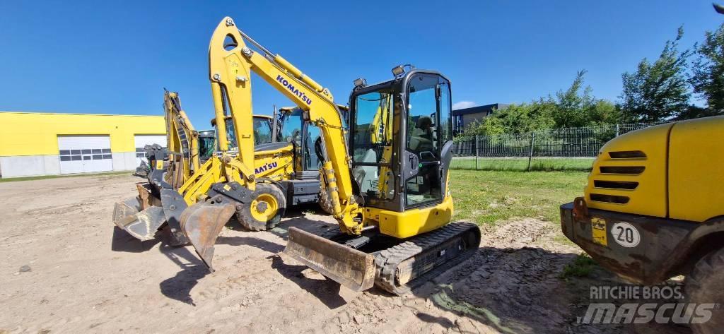 Komatsu PC 26 MR حفارات صغيرة أقل من 7 طن (حفارات صغيرة)