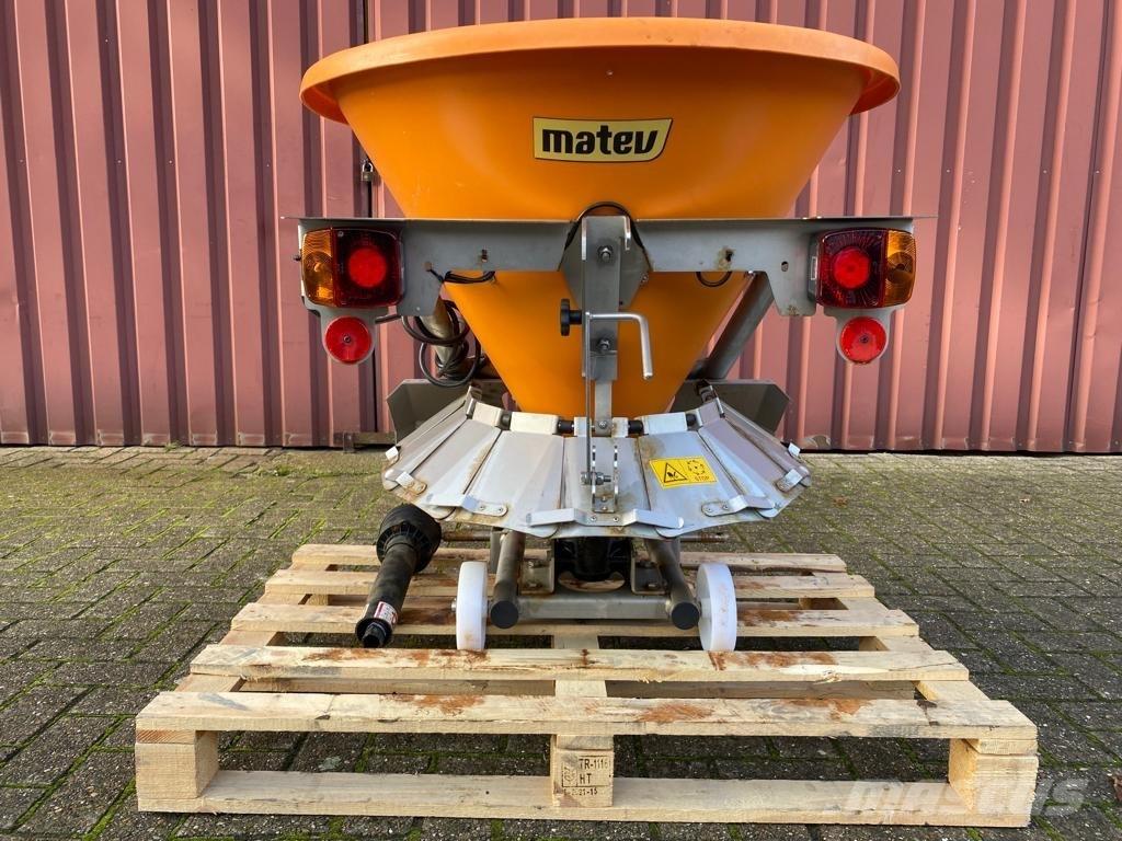 Matev SPR-H/M 125 مرفقات جرار المدمجة