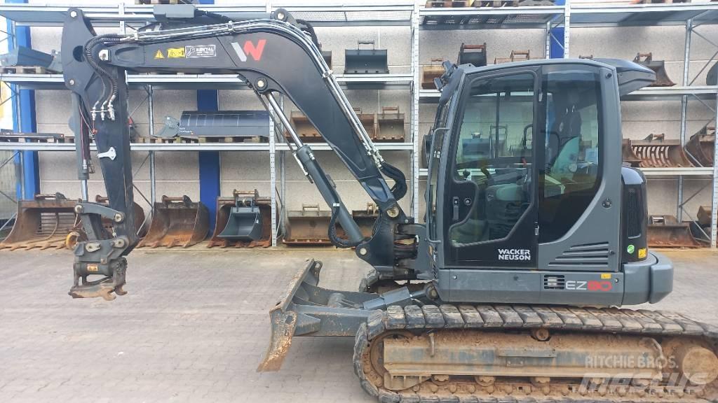 Wacker Neuson EZ80 حفارات زحافة