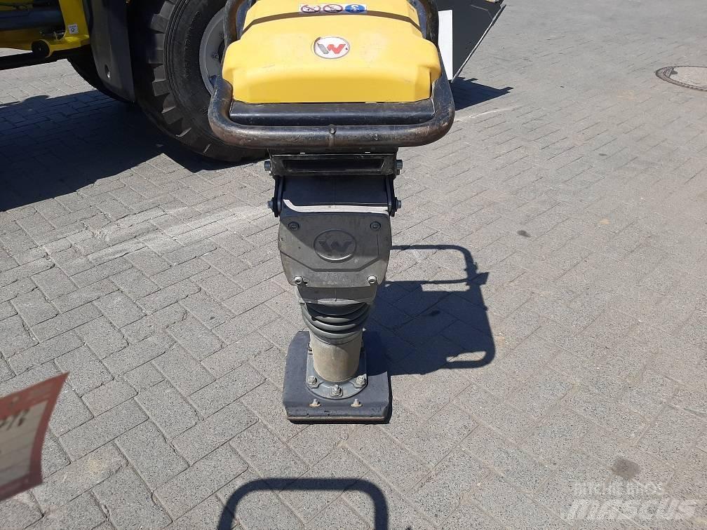 Wacker Neuson AS60e ِدَكات