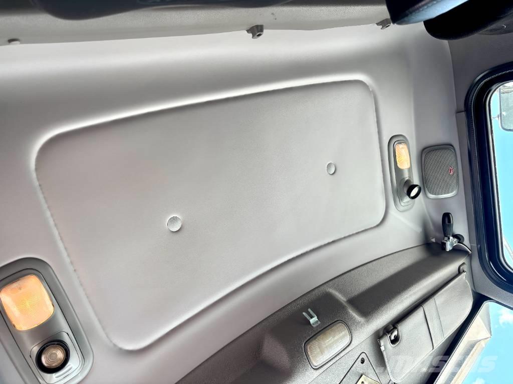 Peterbilt 388 وحدات الجر