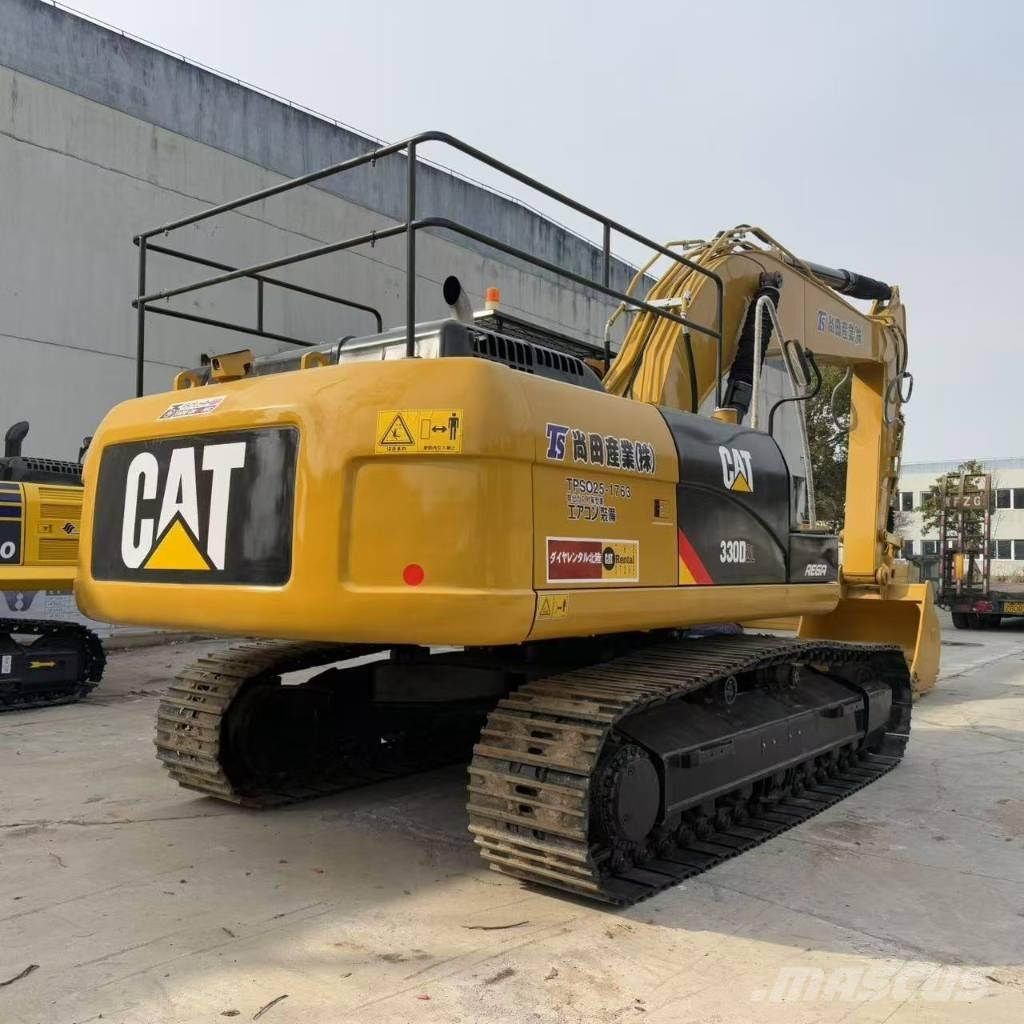 CAT 330 D حفارات زحافة