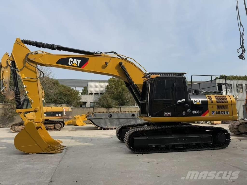 CAT 330 D حفارات زحافة