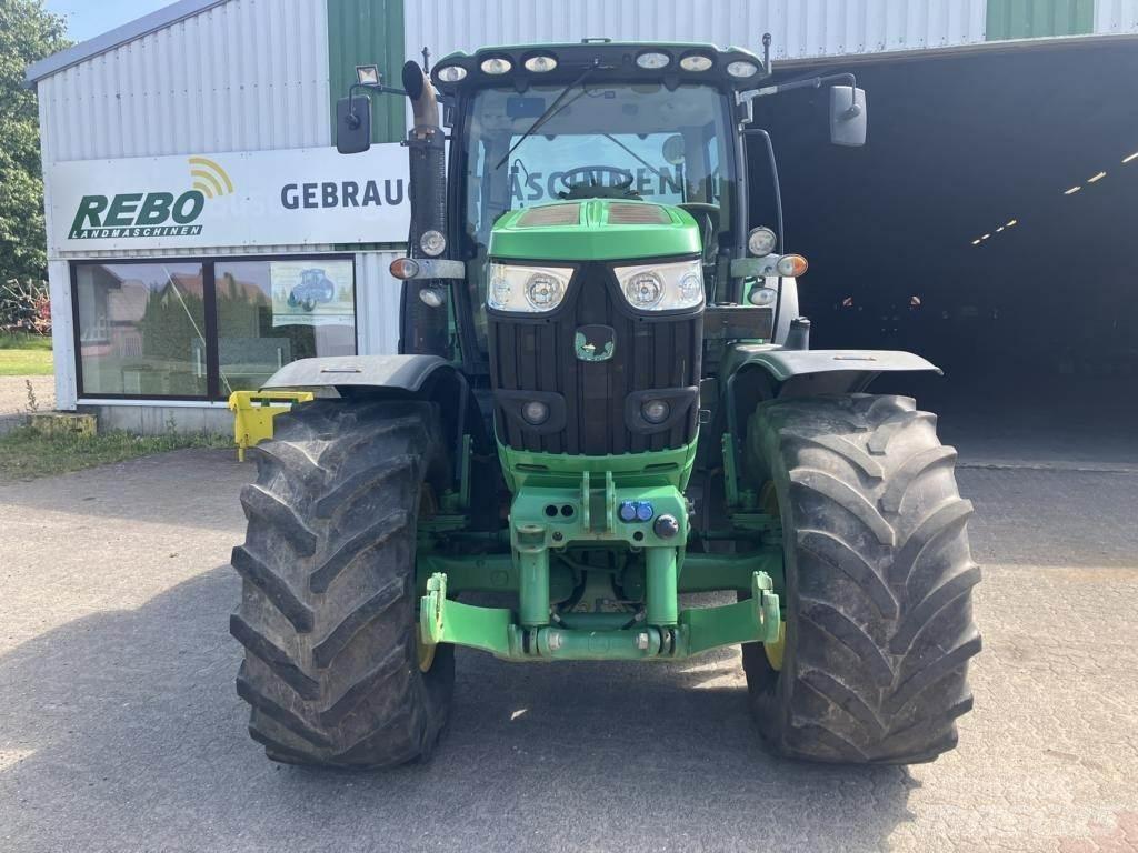 John Deere 6210R الجرارات