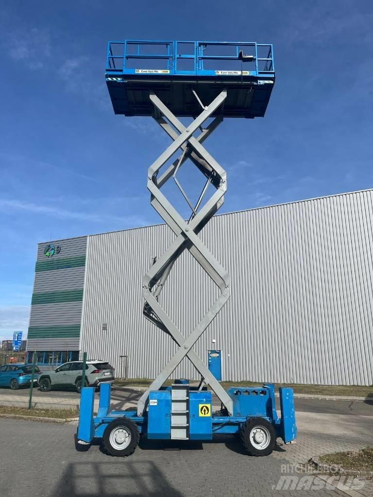 Genie GS 3384 RT رافعات مقصية الشكل