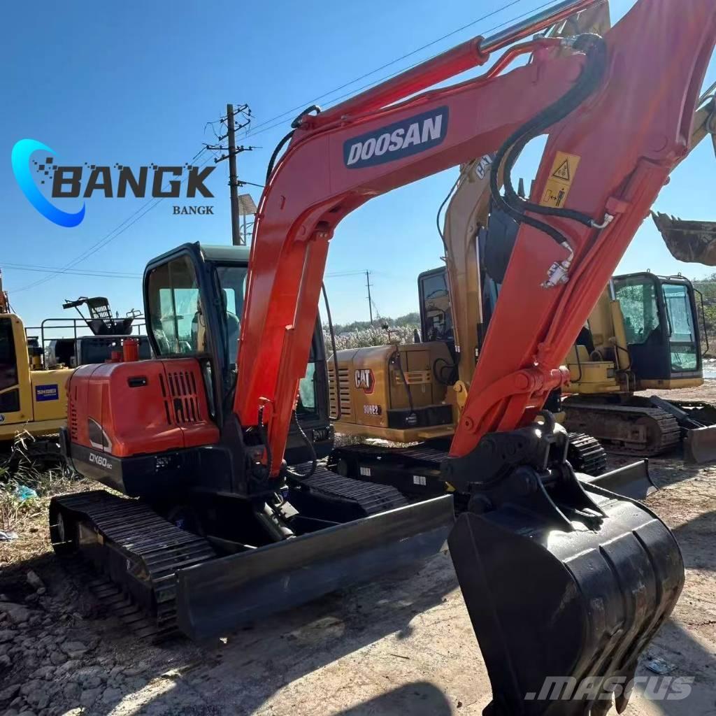 Doosan DX 60 حفارات صغيرة أقل من 7 طن (حفارات صغيرة)
