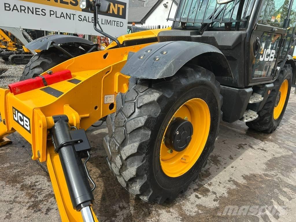 JCB 535-125 Hiviz مناولات متداخلة