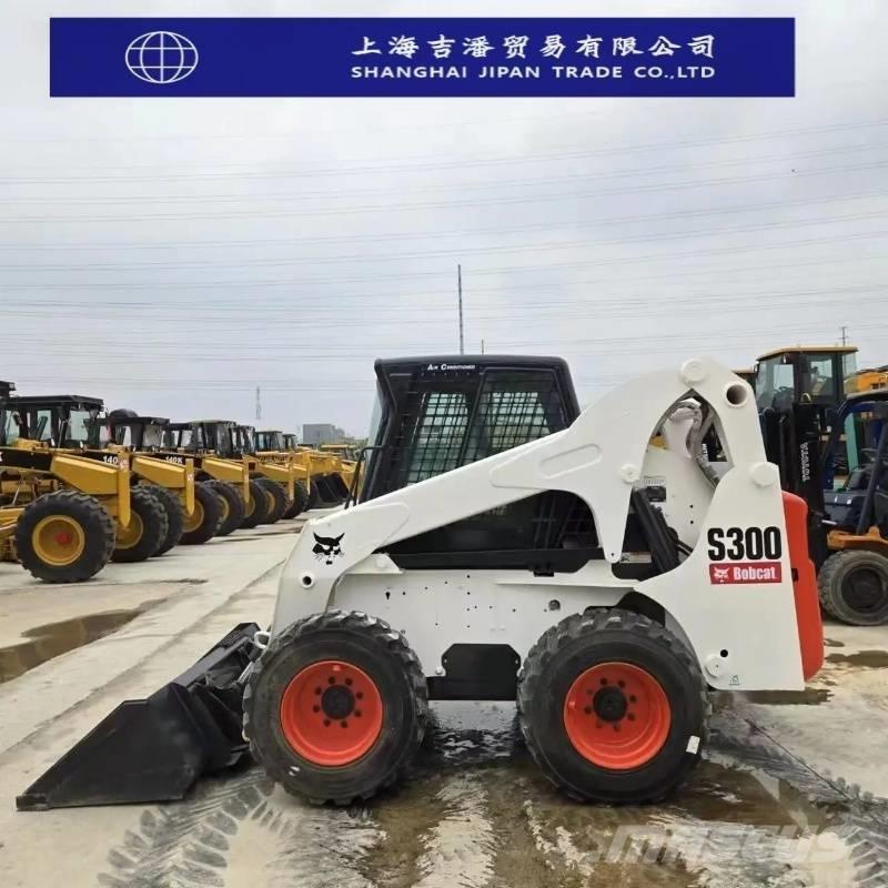 Bobcat s 300 لوادر انزلاقية التوجيه