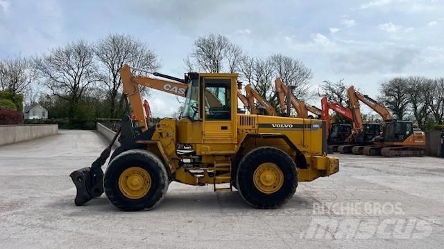 Volvo L90C لوادر بعجل