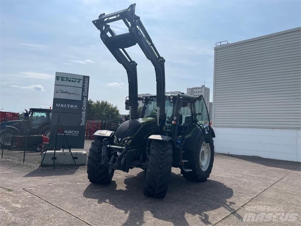 Valtra N155 EA 2B1 الجرارات