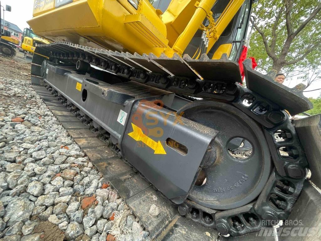 Komatsu PC 130-7 حفارات زحافة