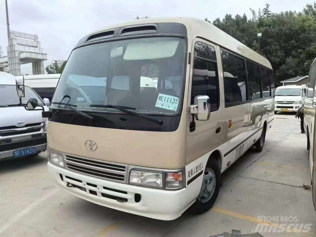 Toyota Coaster حافلة داخل المدينة