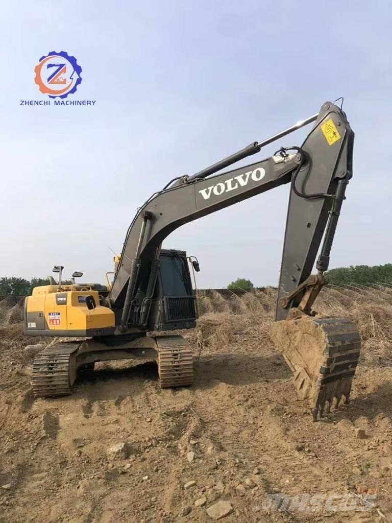 Volvo EC 200 D حفارات زحافة