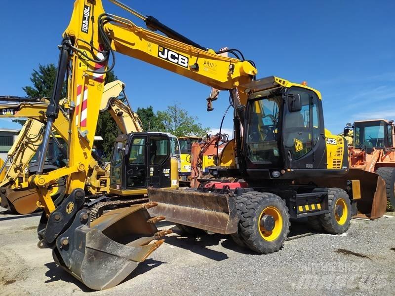 JCB JS 145 W حفارات بعجل