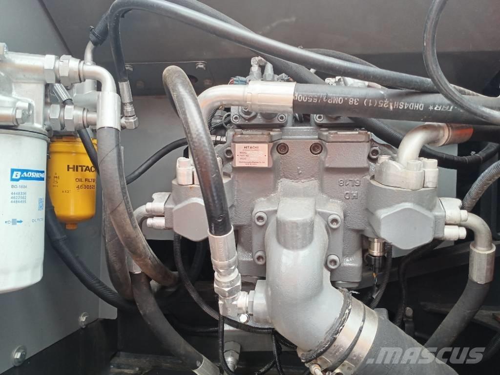 Hitachi ZX 200 حفارات زحافة
