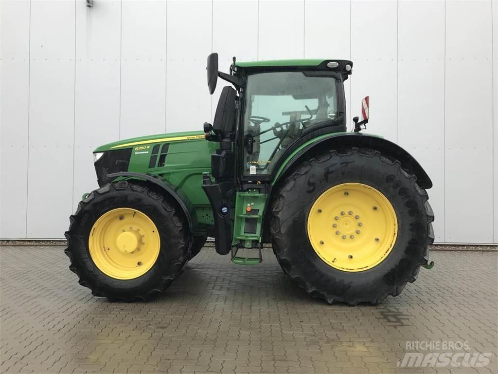 John Deere 6250R الجرارات