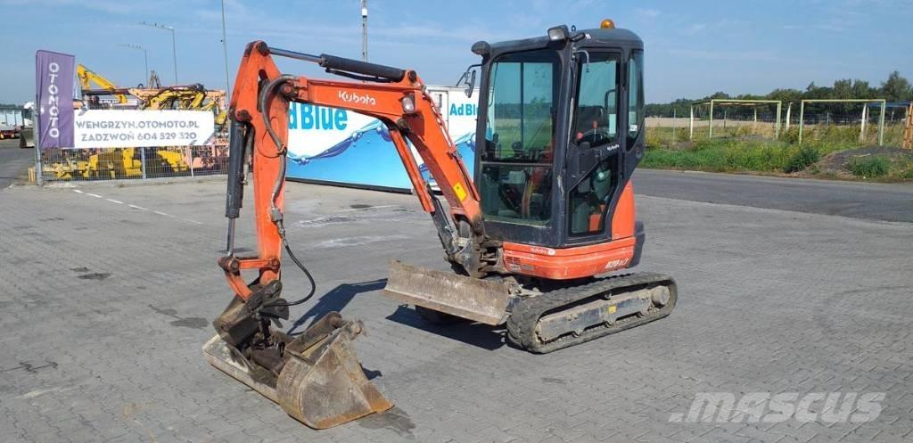 Kubota U 20-3 حفارات صغيرة أقل من 7 طن (حفارات صغيرة)
