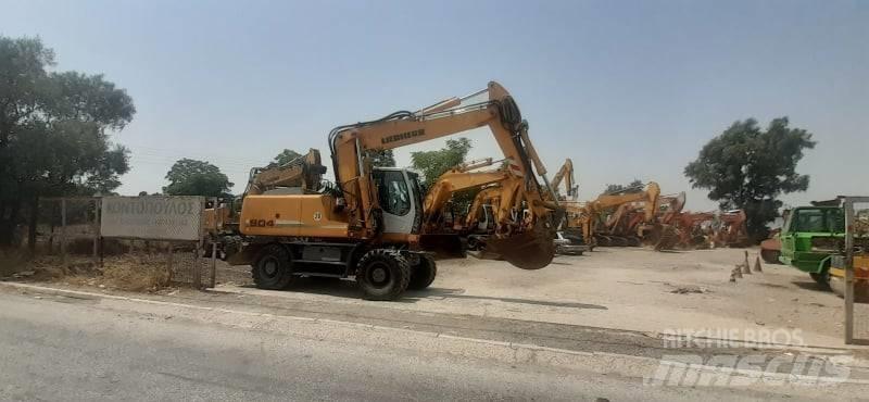 Liebherr A 904 C حفارات بعجل