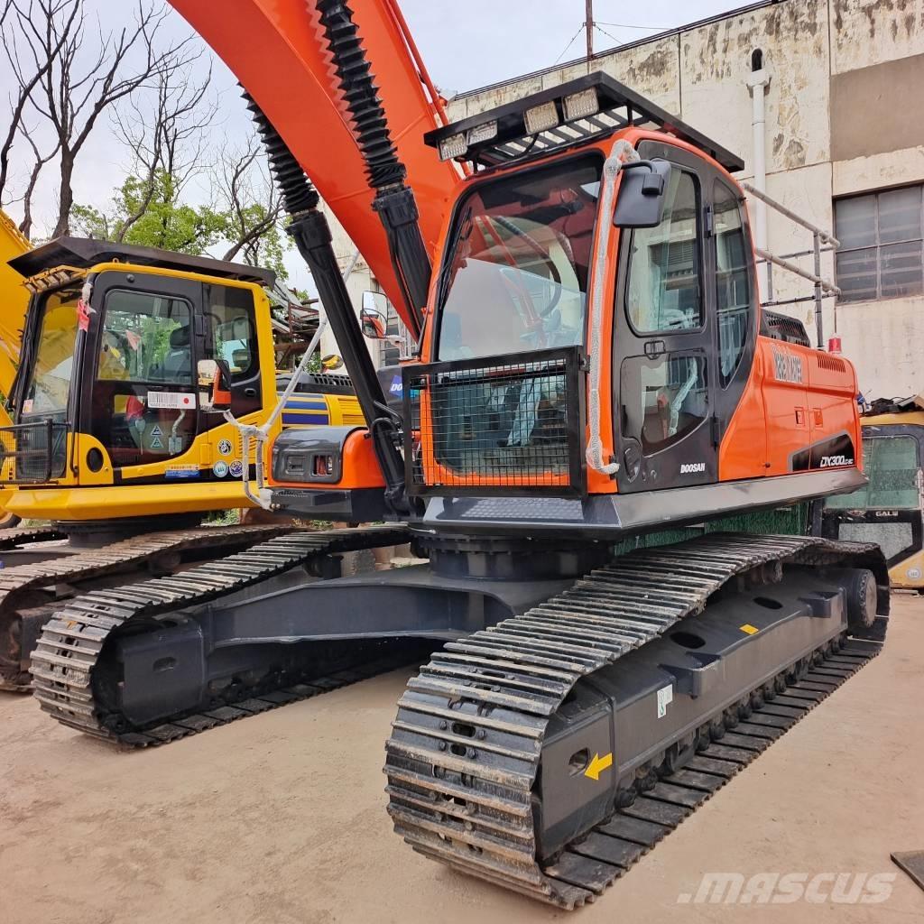 Doosan DX 300 حفارات زحافة