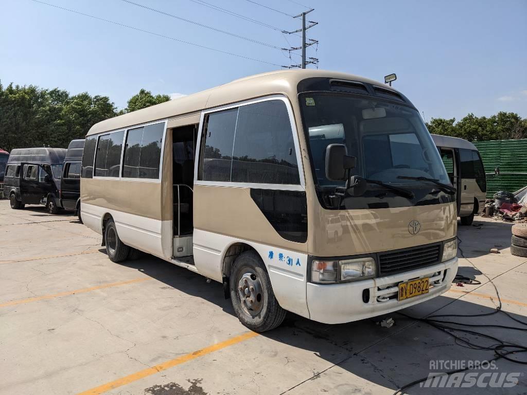 Toyota Coaster حافلة داخل المدينة