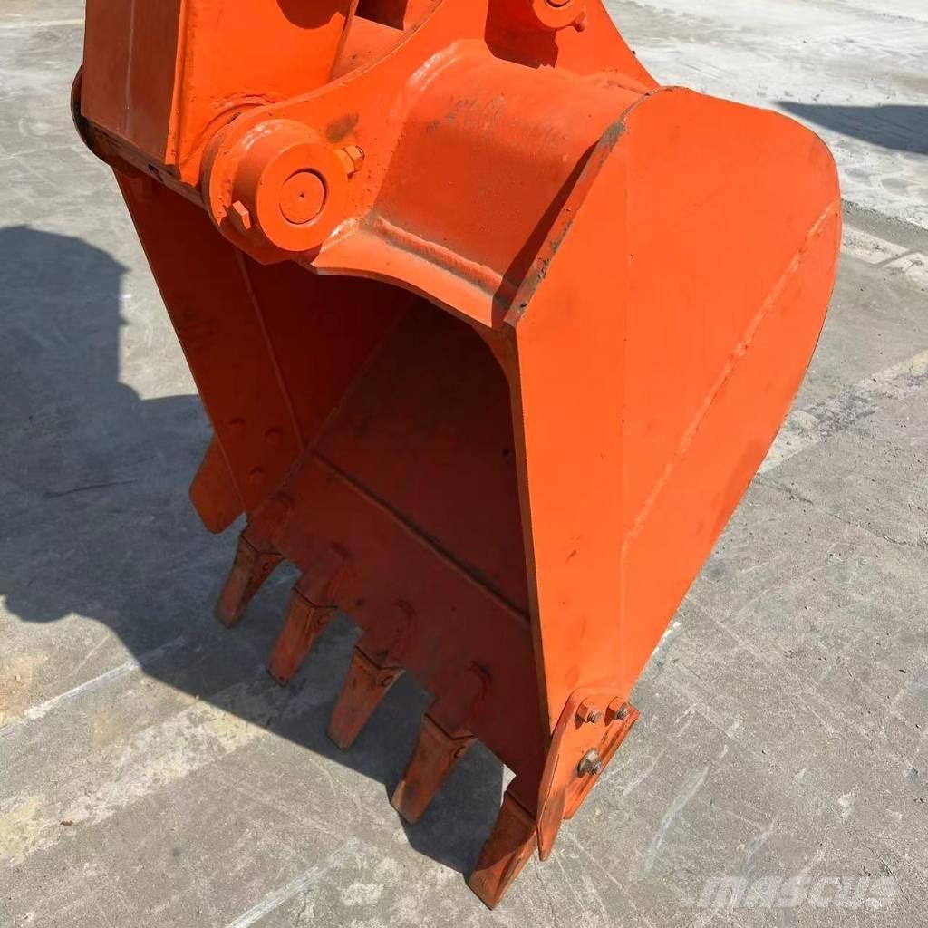 Hitachi ZX 70 حفارات صغيرة أقل من 7 طن (حفارات صغيرة)