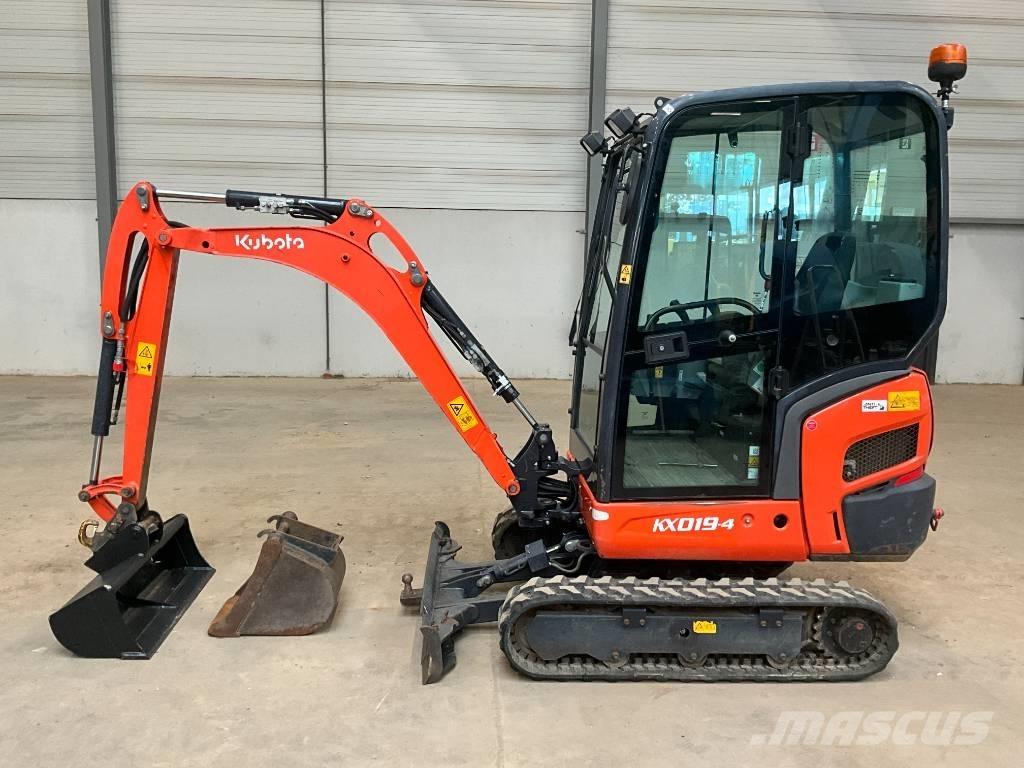 Kubota KX 019-4 حفارات صغيرة أقل من 7 طن (حفارات صغيرة)