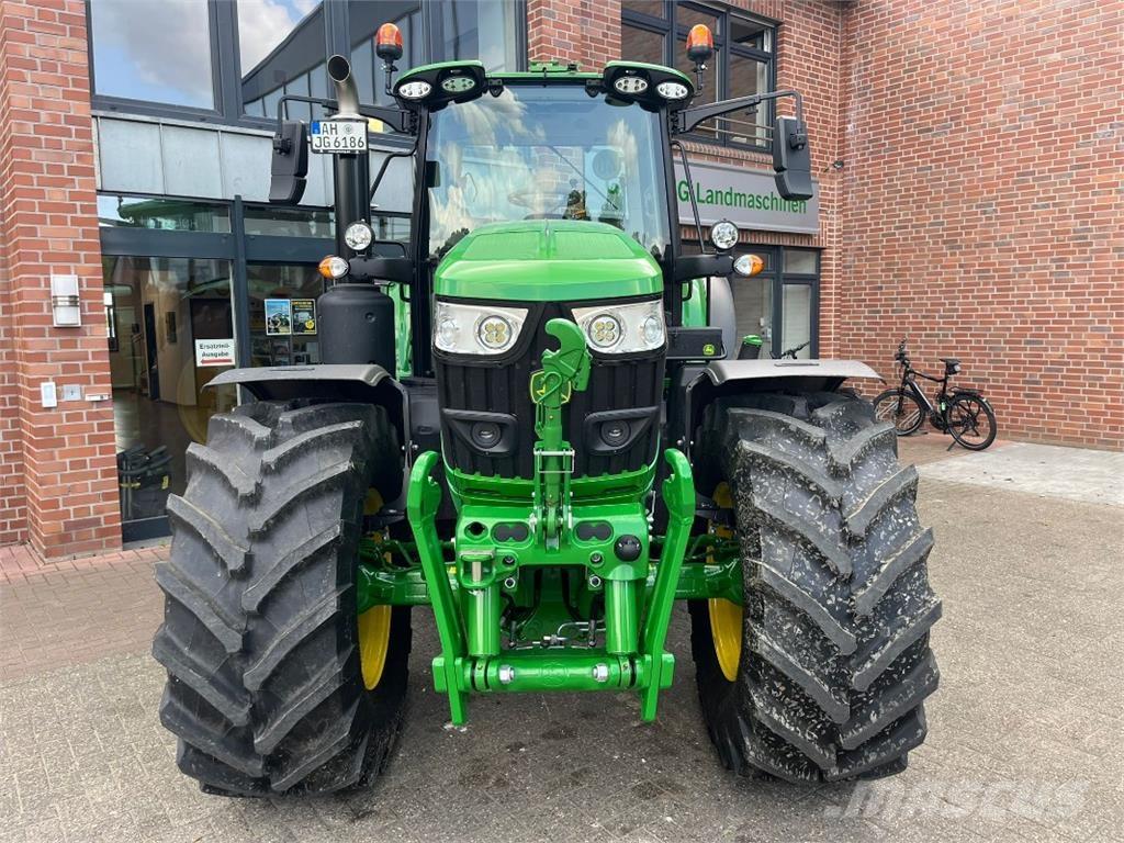 John Deere 6M185 الجرارات