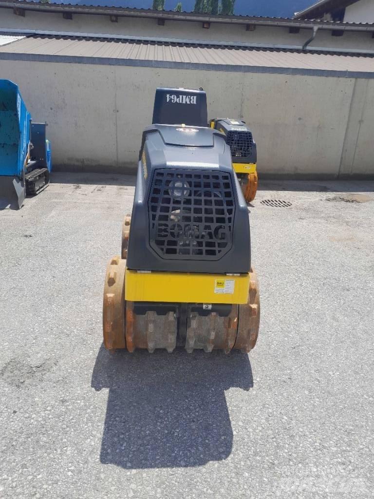 Bomag BMP 8500 مداحل